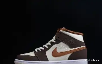 SE 1 Mid Oatmeal Jordan Brown Basalt 0426